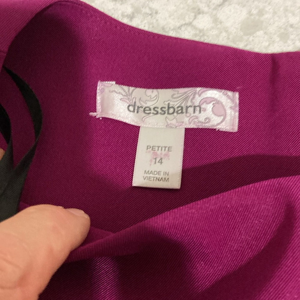 New beautiful magenta cocktail dress - Picture 8 of 11